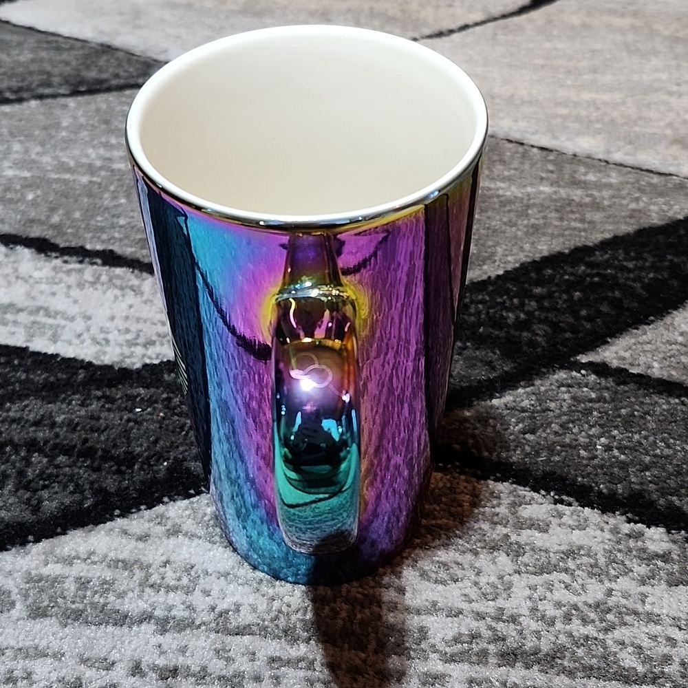 STARBUCKS 2022 RAINBOW IRIDESCENT HOLOGRAPHIC 16OZ COFFEE MUG - Picture 3 of 9